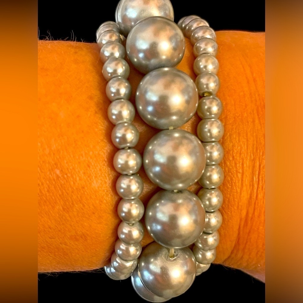 Faux Pearl Beaded Stretch Bracelet Set of 3 Grey